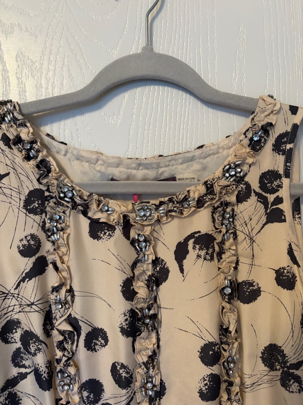 NWOT Boden Limited Edition Silk Embellished Sleeveless Cream Floral Dress Size 6 - Picture 4 of 14